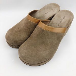 CHOCOLAT BLU Suede Platform Slides Size 9